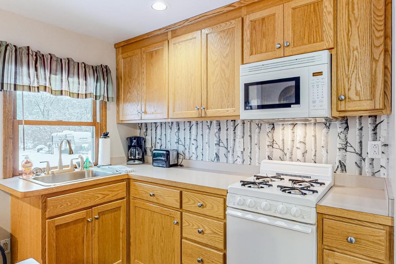 Northwoods Lodge Cabin 1 Morrisville ภายนอก รูปภาพ